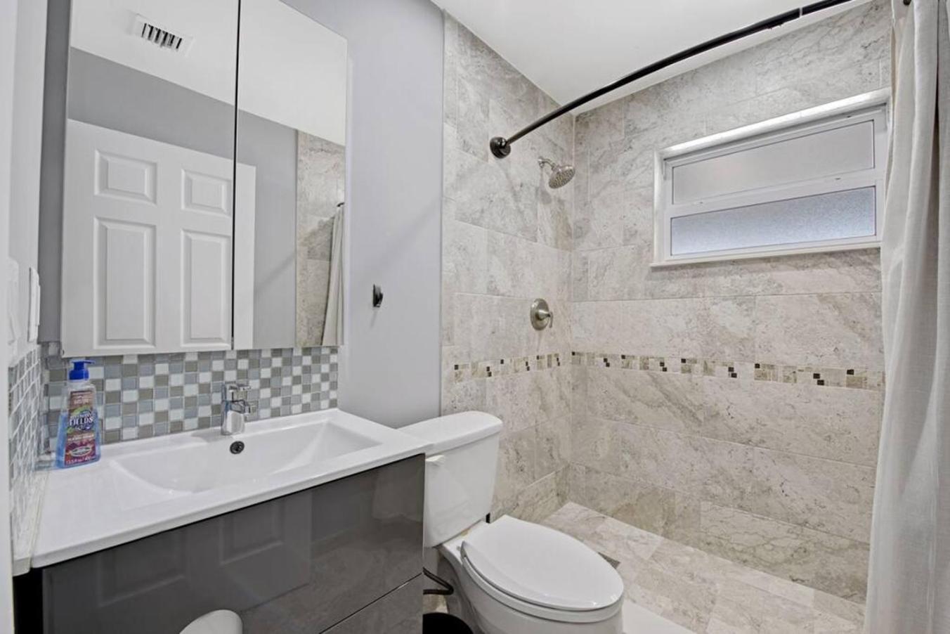 Lake House Unit 1 By Pmi ديفي المظهر الخارجي الصورة