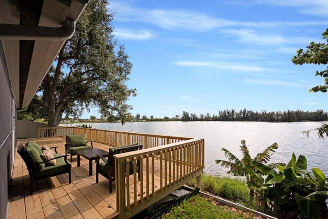 Lake House Unit 1 By Pmi ديفي المظهر الخارجي الصورة